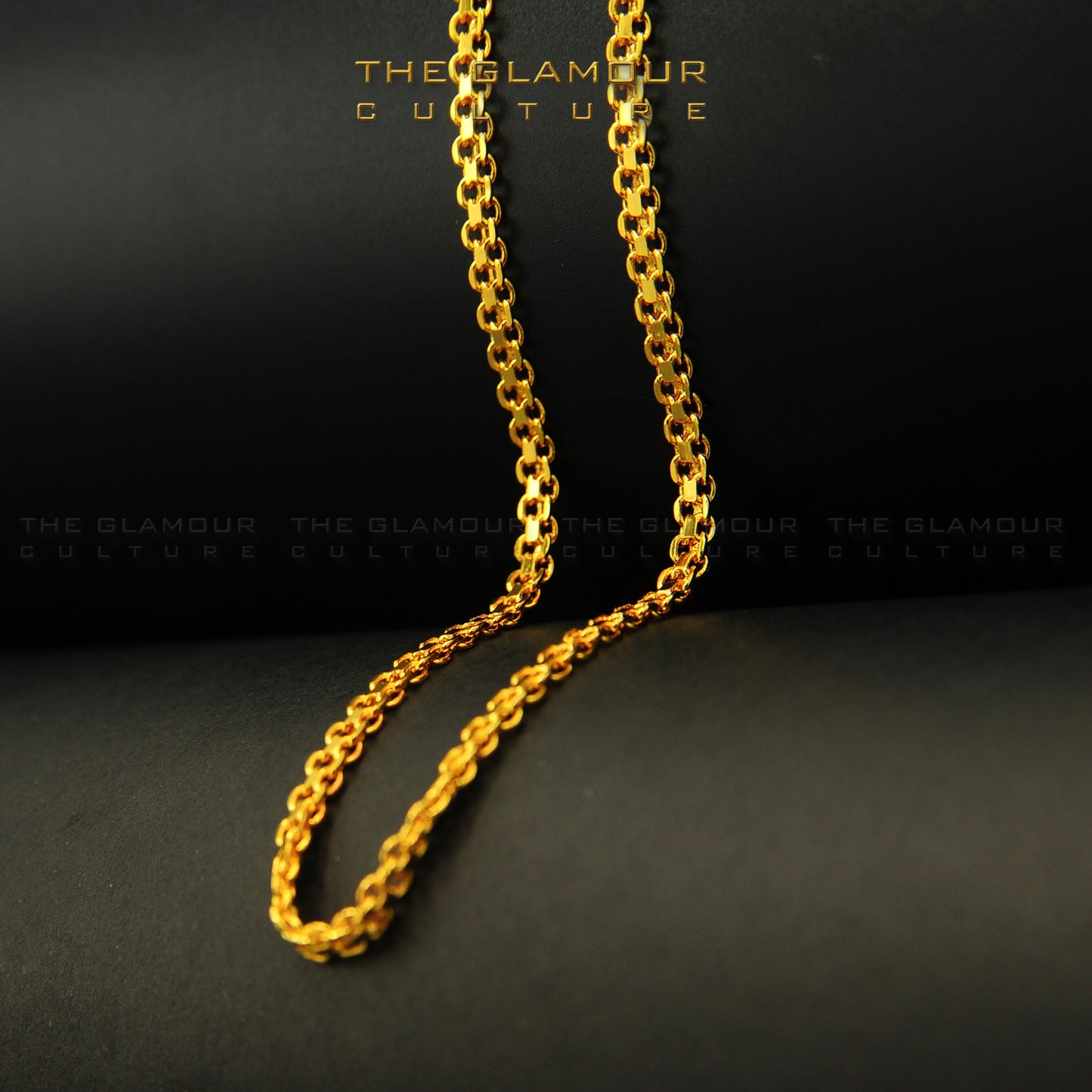 Versatile Golden Necklace