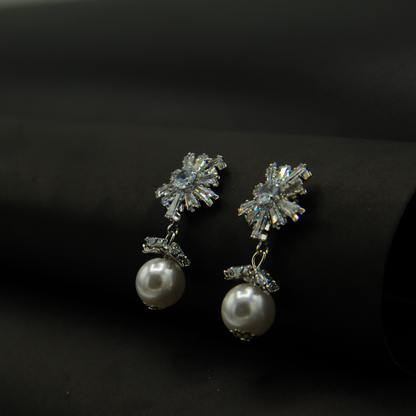 Elegant Simulated Pearl Snowflake Earrings