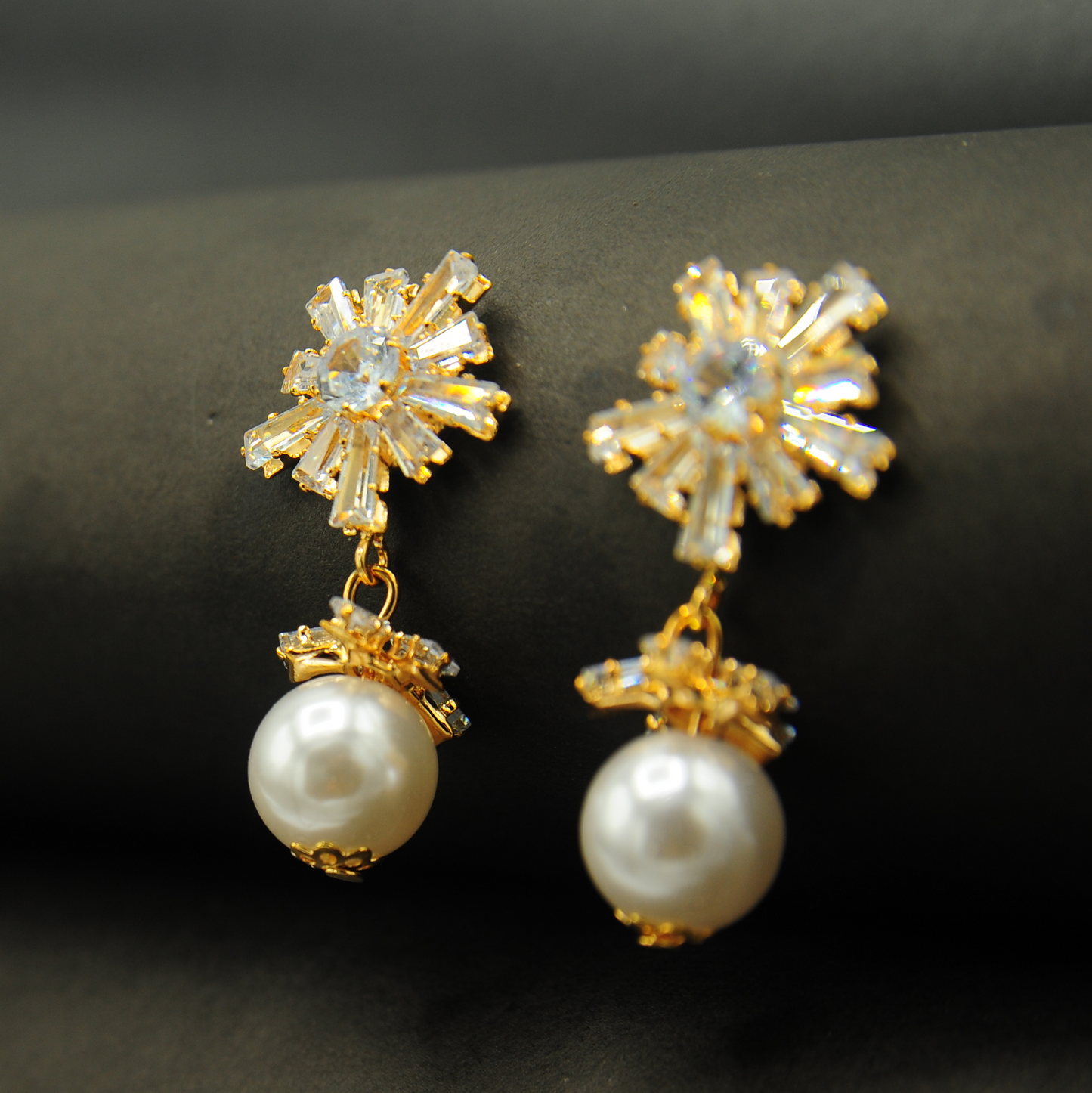 Elegant Simulated Pearl Snowflake Earrings